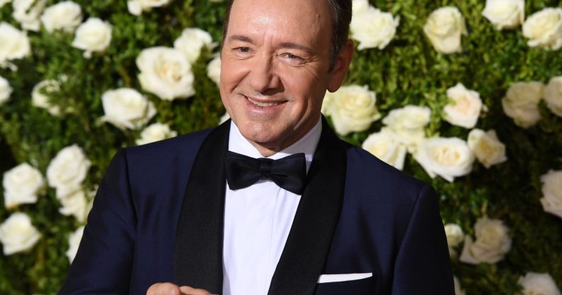 Host Kevin Spacey attends the 2017 Tony Awards - Red Carpet at Radio City Music Hall on June 11, 2017 in New York City. / AFP PHOTO / ANGELA WEISS (Photo credit should read ANGELA WEISS/AFP/Getty Images)