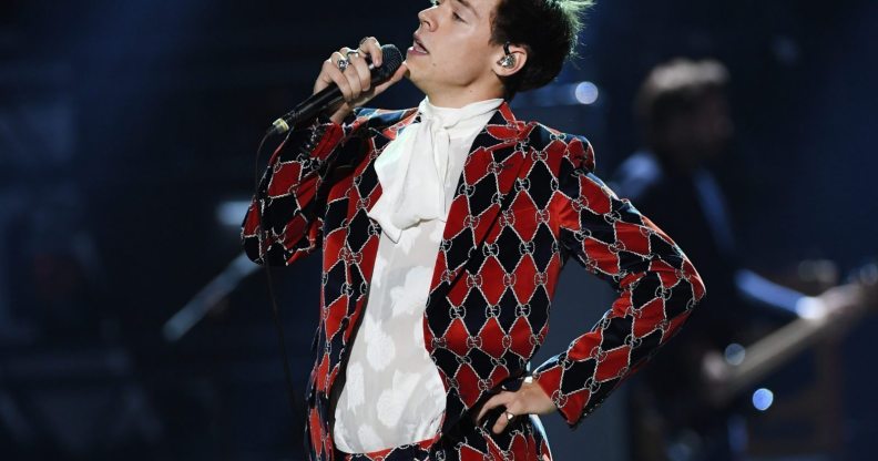 LAS VEGAS, NV - SEPTEMBER 22: Harry Styles performs onstage during the 2017 iHeartRadio Music Festival at T-Mobile Arena on September 22, 2017 in Las Vegas, Nevada. (Photo by Kevin Winter/Getty Images for iHeartMedia)