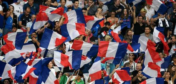 NICE, FRANCE - JUNE 01: French fans during the International Friendly match between France and Italy at Allianz Riviera Stadium on June 1, 2018 in Nice, France. (Photo by Claudio Villa/Getty Images)