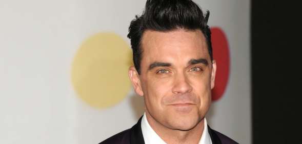 Robbie Williams say he was thought he might be gay