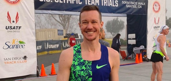 Chris Mosier at the starting line