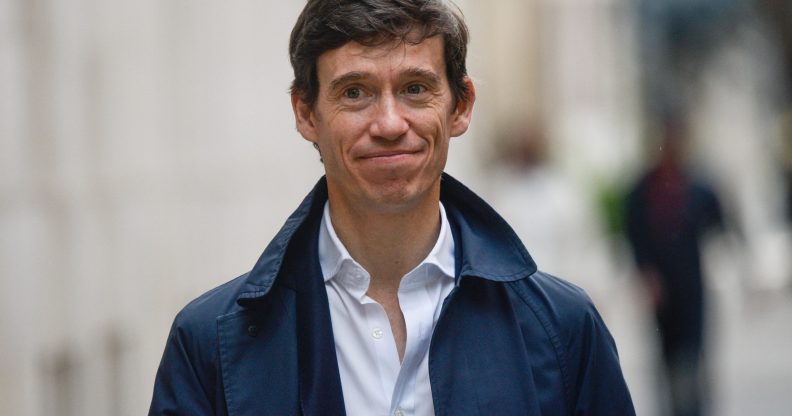 No, Rory Stewart, transgender prisoners aren't "raping female prison staff"