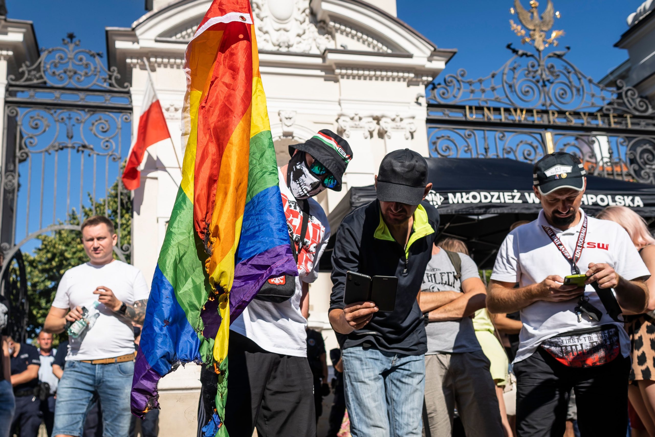 The group succeeded in singing the edges of a rainbow flag