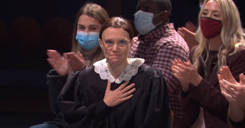 Kate McKinnon paid a moving tribute to Ruth Bader Ginsburg during Saturday Night Live's return to the airwaves.