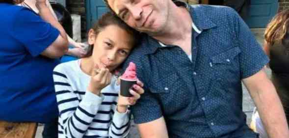 Jamie Alexander and daughter Ruby outside together