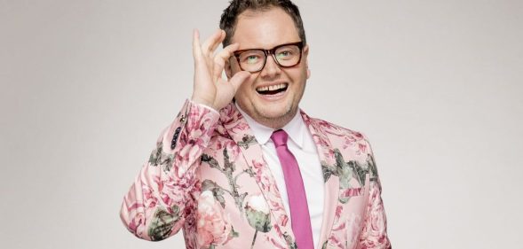 Alan Carr will continue his Regional Trinket tour in 2022.