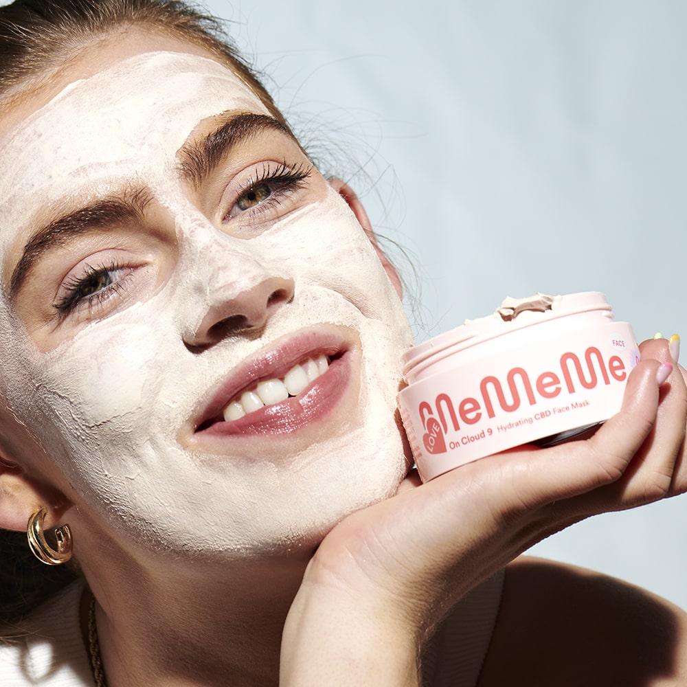 The On Cloud 9 Face Mask from LoveMeMeMe.