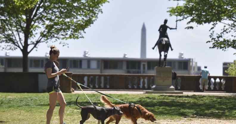 Man posing as police officer allegedly attacked five gay men at Washington DC park