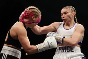 Lauren Price punches Valgerdur Gudstensdottir 