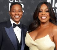 Jessica Betts (L) and Niecy Nash (R) at the Critics Choice Awards red carpet