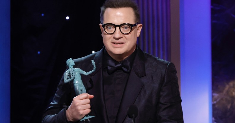 Brendan Fraser is choked with emotion as he accepts SAG Award. (Getty)