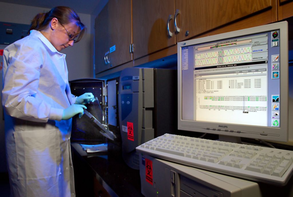 Photograph of Amanda McNulty, a lab researcher at the CDC.