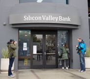 The front of a Silicon Valley Bank building.